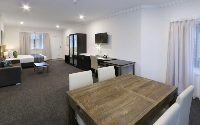 Best Western Plus Bolton on the Park