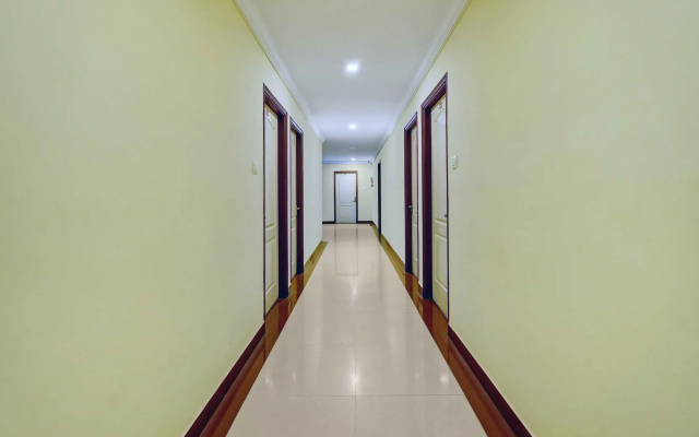 Townhouse Bangalore Royal Meenakshi Mall