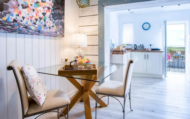 The Studio At Raymond House - Penally - Tenby