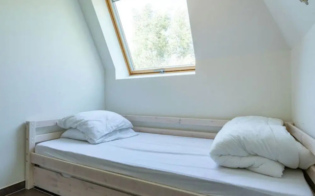 Lovely Holiday Home in Adinkerke With Fenced Garden