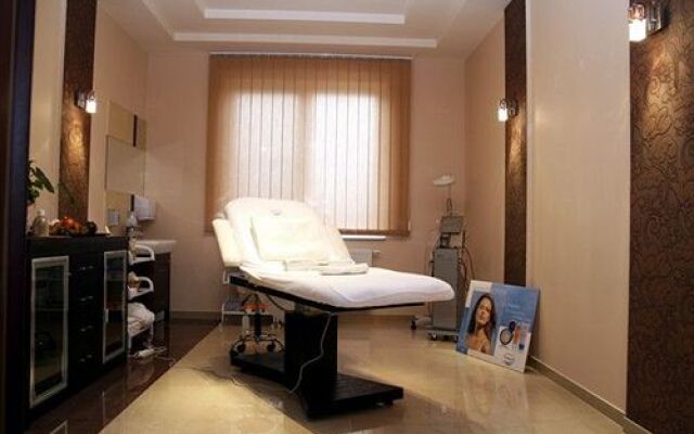Royal Park Hotel And Spa