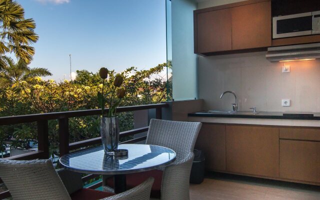 Seminyak Square Hotel And Villas