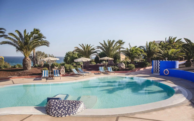 Livvo Risco del Gato Suites Hotel