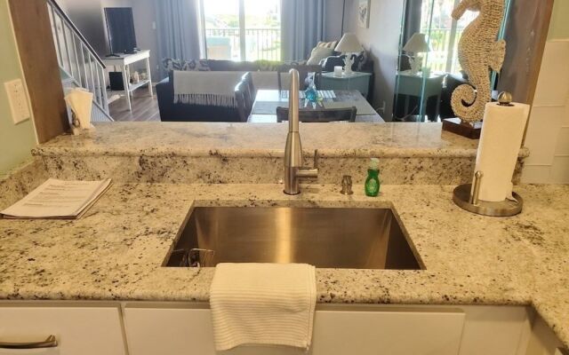 Sea Place 13239 2 Bedroom Condo by RedAwning