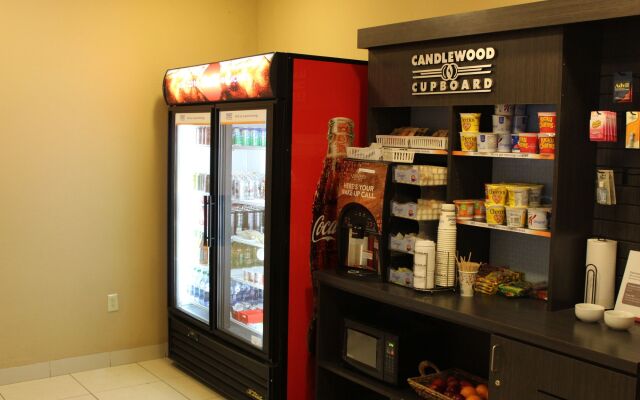 Candlewood Suites Airport by IHG