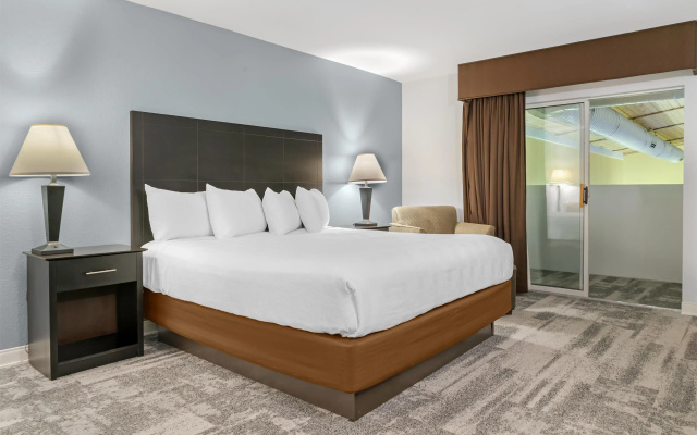 Best Western Lakewinds