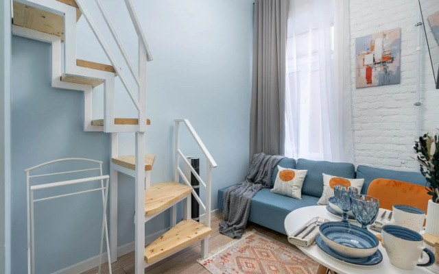 Метры в центре на Лиговском проспекте 21