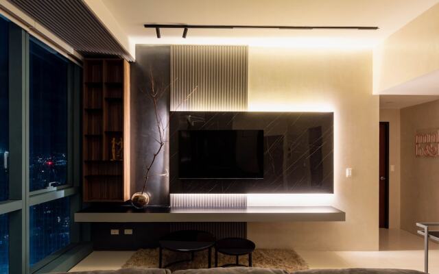 Luxury 2BR Gem in One Uptown, bgc
