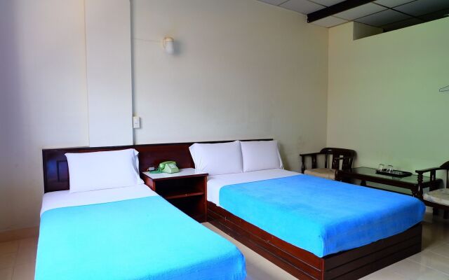 Thairungruang Backpackers Suratthani