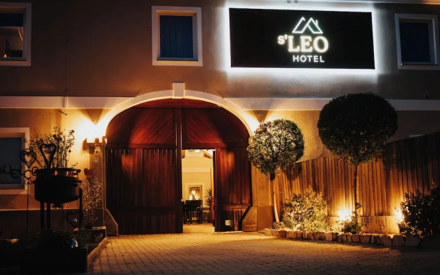 Hotel Leo