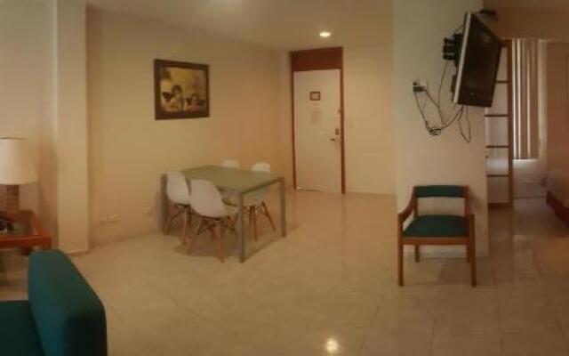 Hotel & Suites Nader