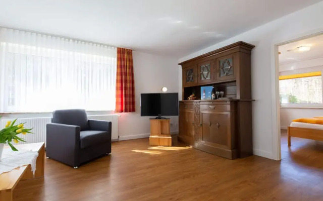 Pleasant Apartment in Suddorf