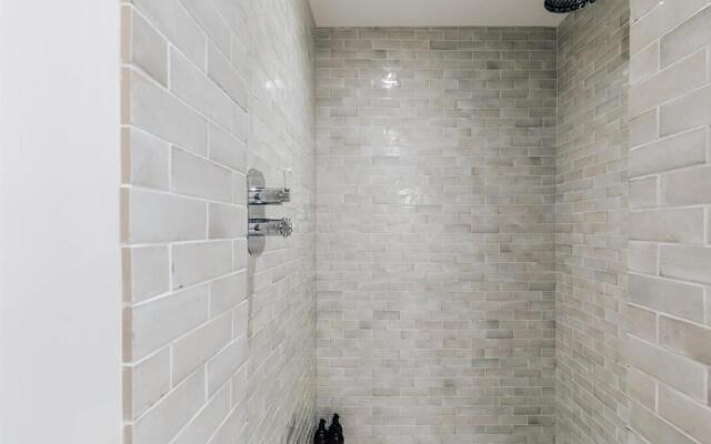 Redland Suites - Apartment 2