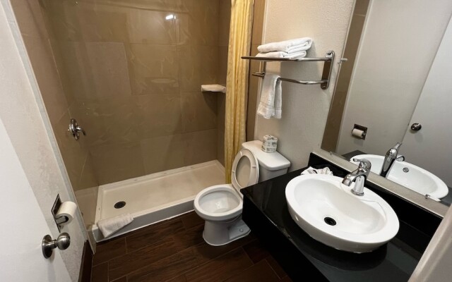 New American Inn and Suites