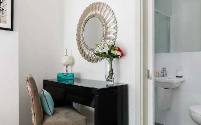 Huge Garden 3-bedroom Modern Apartments in Camden