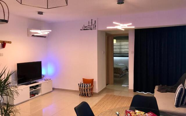 Fat Cow Apartment 103