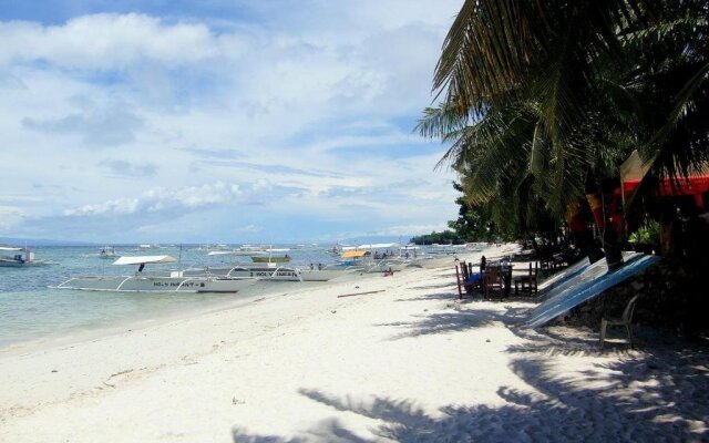 Kalipayan Beach Resort & Atlantis Dive Center