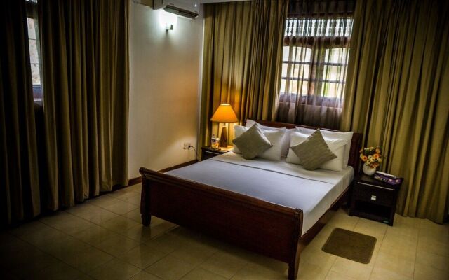 Hotel Blue Bird