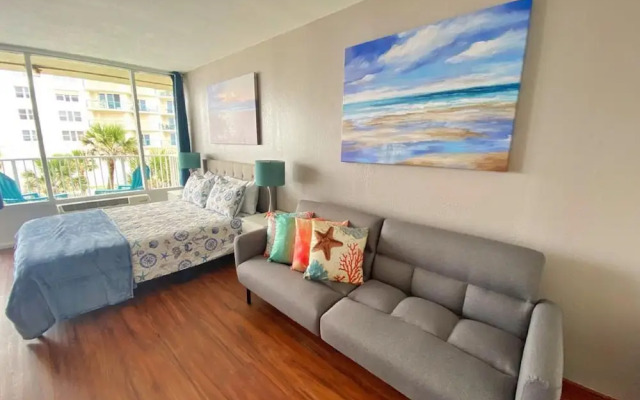 Castaways Resort Studios