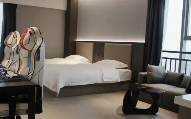 Zhumadian Weisi Blue Ai E-sports Hotel (Aike Building)