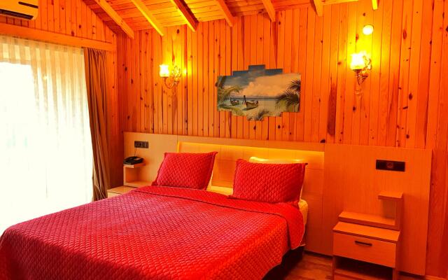 Green Palace Suite Hotel