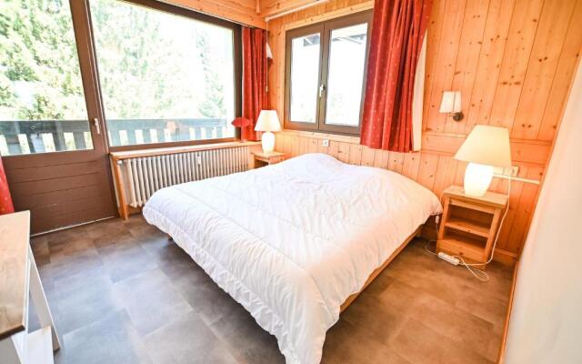 Warm Family Apartment