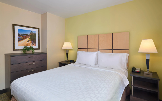 Candlewood Suites New York City-Times Square by IHG