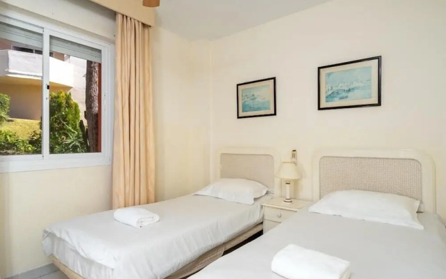 An oasis Apartment between Fuengirola and Marbella Ref 21