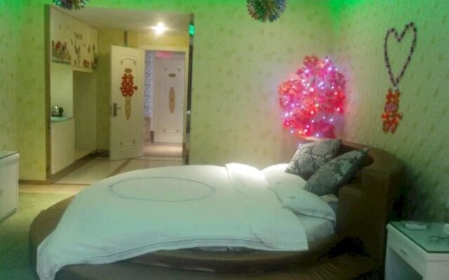 Jingjiang Shuiyue Qinghua Hotel