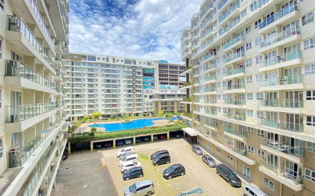 Serene with Cozy Design 2BR Apartment at Gateway Pasteur