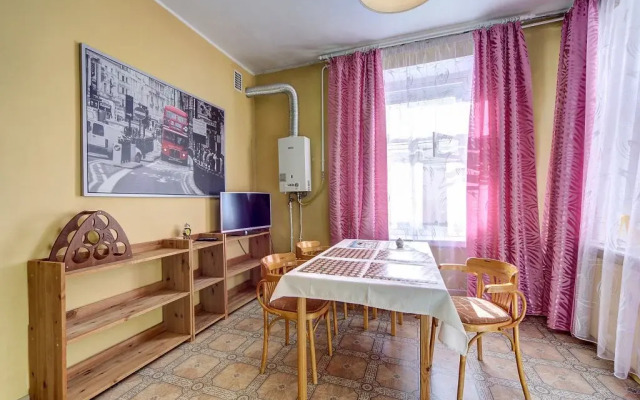 FlatStar on Nevsky 112