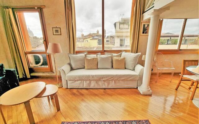 Gorgeous penthouse Spanish Steps