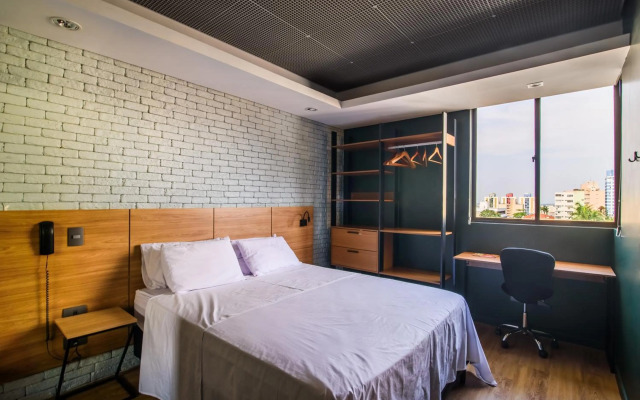 Apto Londrina Flat Hotel 1003, jacuzzi, 43 m2.