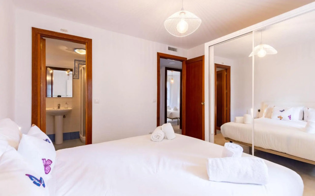 El Salvador City Center Suite by Valcambre