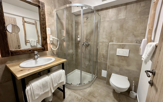 Hotel Ribno
