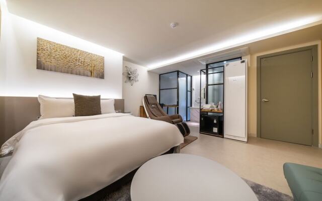 Pyeongtaek Belle Hotel