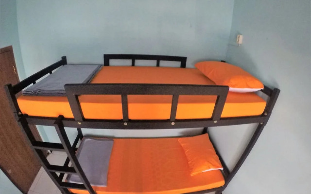 Dhika Adventure - Hostel
