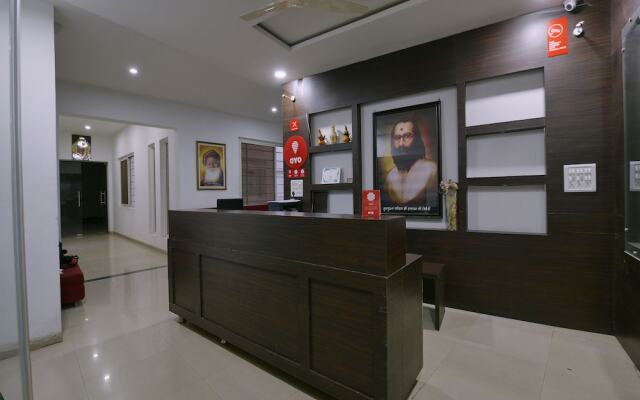 OYO 9969 Hotel Kshipra Dham