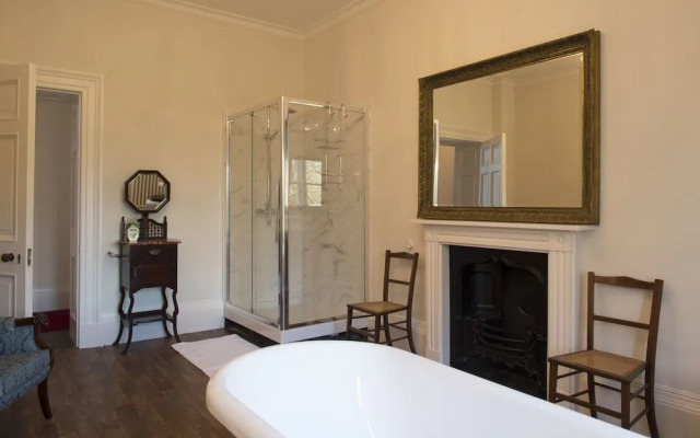 Hall Bed & Breakfast