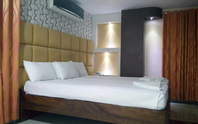 Hotel Eastern Plaza – Guest Rooms – Kolkata