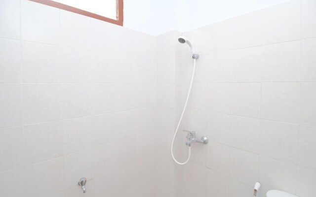 Airy Mantrijeron Parangtritis 42 Yogyakarta