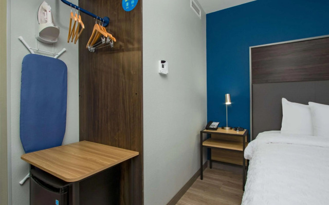 Tru by Hilton Grove City Columbus