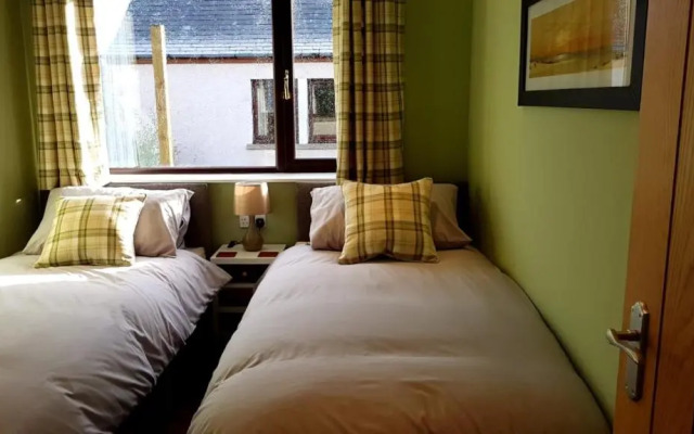 Lesanne Cottage