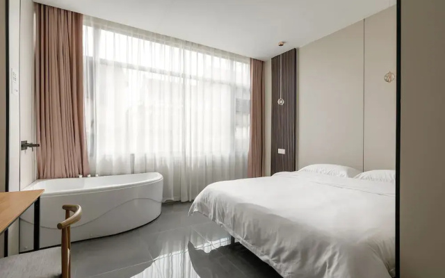 Xianghang hotel