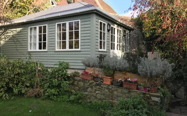 Crabapple Cottage B&B