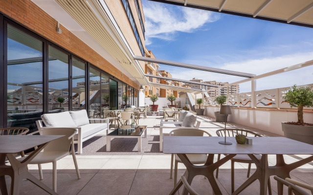 Отель Malaga Alameda Centro Affiliated by Meliá