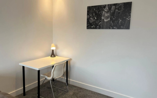 Modern Serviced Apartment - Near City Centre