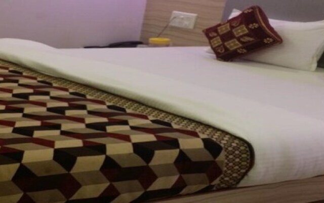 Room Maangta 133 @ Kurla West