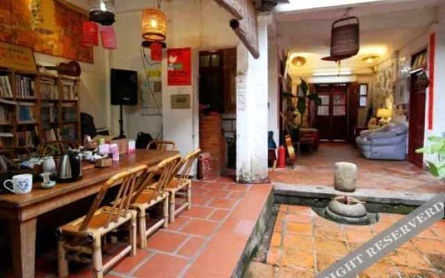 Quanzhou West Street Hostel