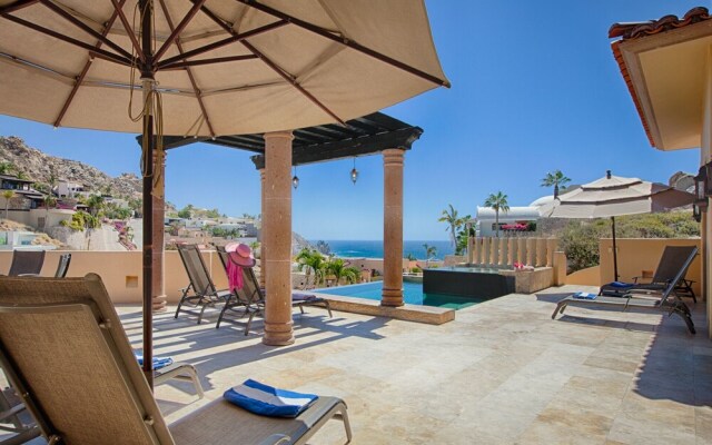 Amazing 9 Bedroom Pacific Views W/house Staff at Villa Descanso